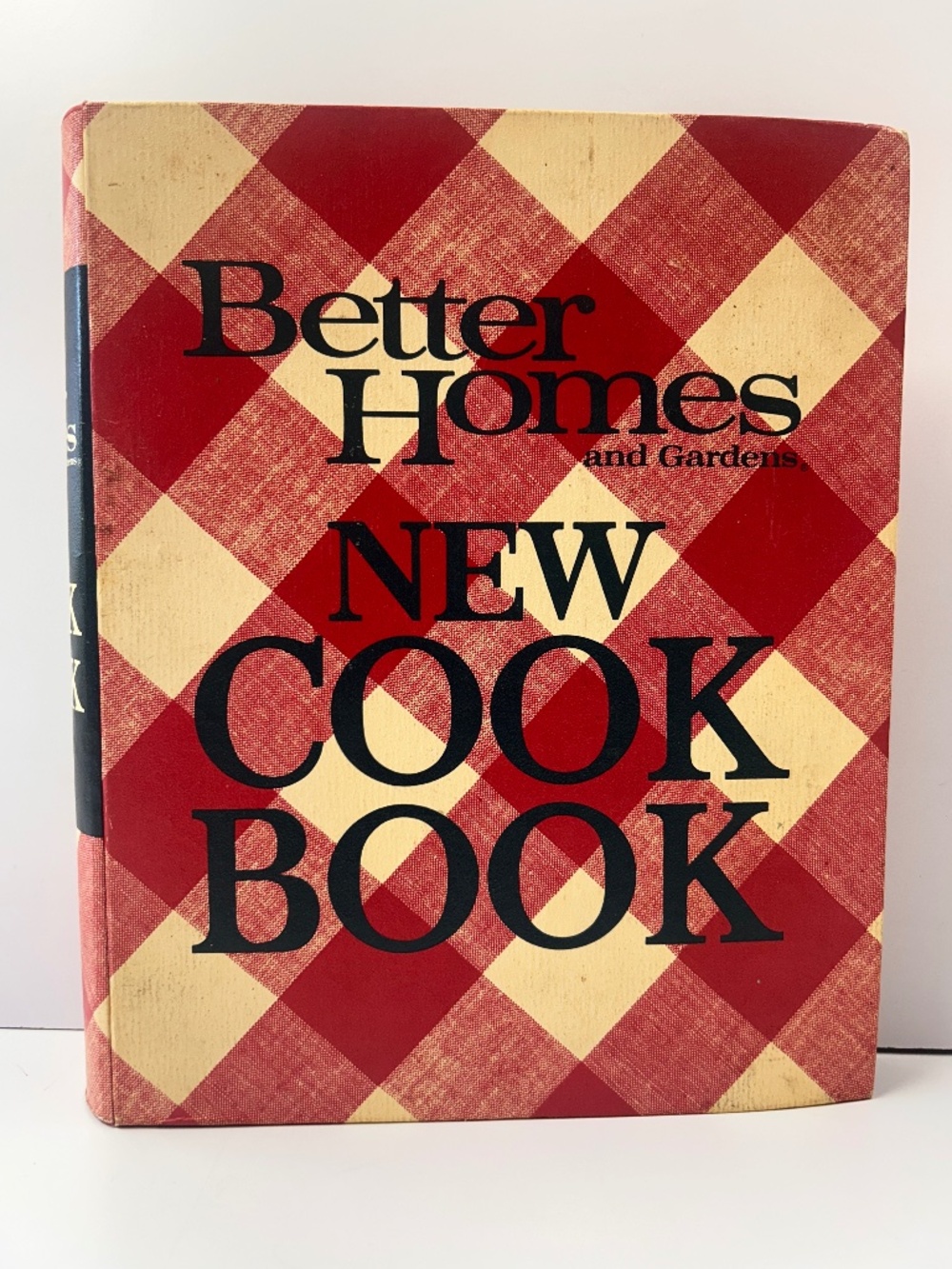 Better Homes and Gardens New Cookbook 1968 5-Ring Binder 5th Printing 1972